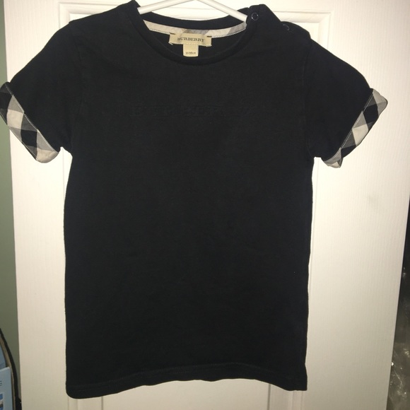 Burberry Other - AUTH Burberry t-shirt
